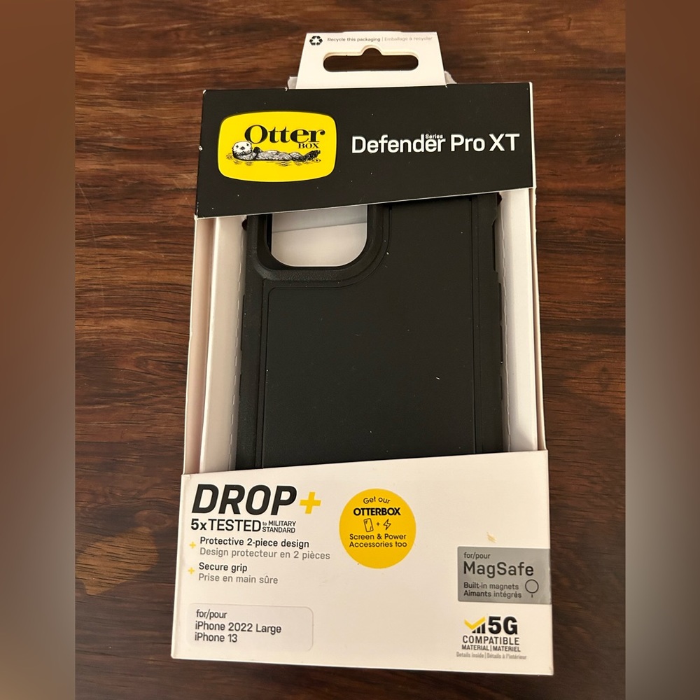 Otter box Defender Pro XT IPHONE 13